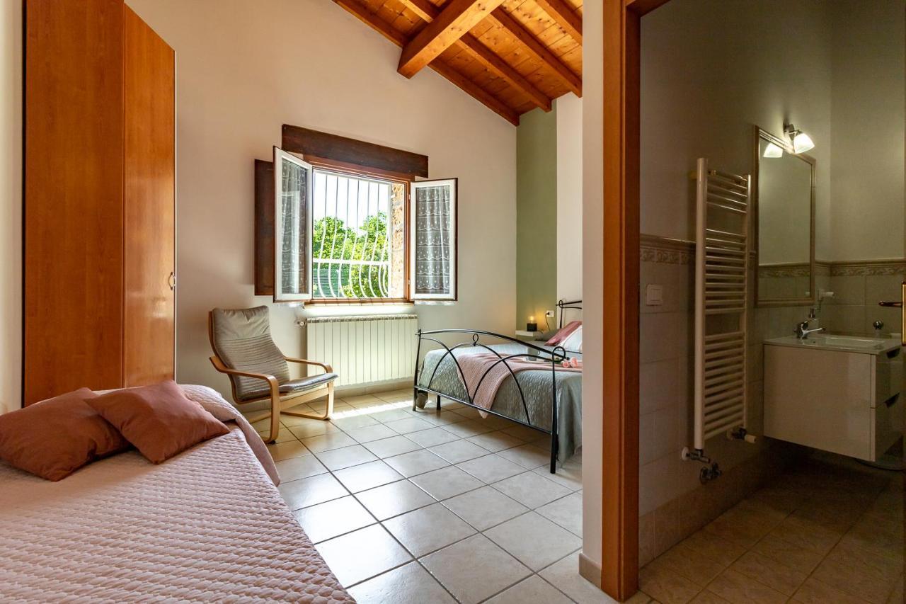 Villa Vacanze La Quercia Carbognano Екстериор снимка